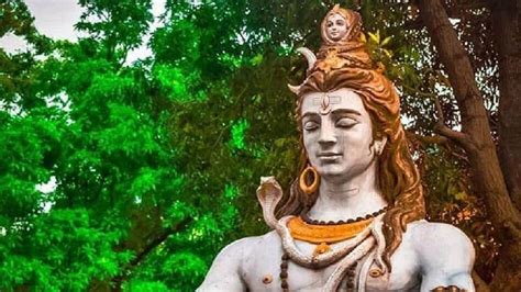 Masik Shivratri 2021 मासिक शिवरात्रि आज राशिनुसार जानें भगवान शिव को