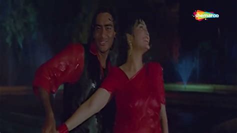 Pehle Pyar Ki Pehli Yeh Barsaat Dil Hai Betaab Ajay Devgn