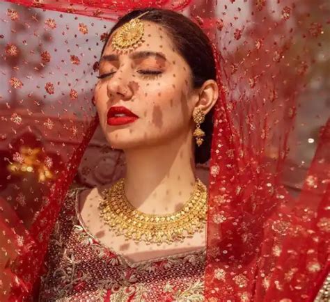 Mahira Khans Stunning Pictures From Bridal Photoshoot Take Internet By