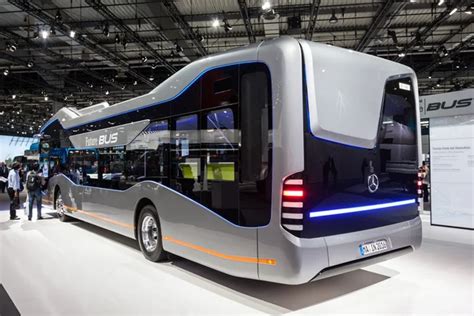 Mercedes Benz Future Bus – Stock Editorial Photo © philipus #125059990