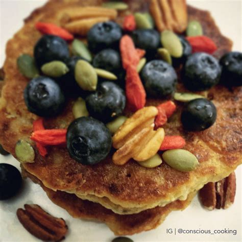 Vegan & Gluten-Free Banana Pancakes