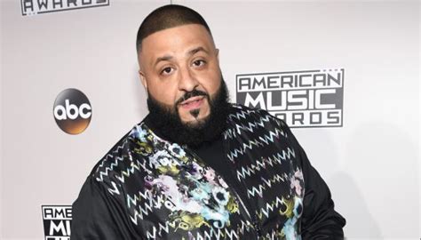 Dj Khaled Fails At His First Attempt At Crowd Surfing Video Black