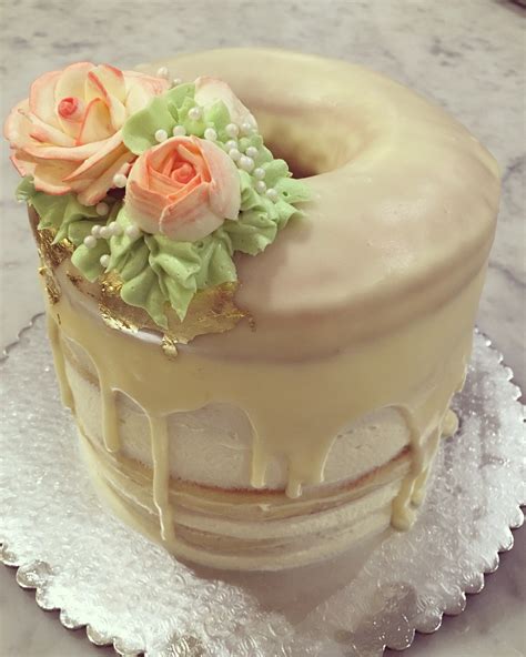 THE ORIGINAL Donut Wedding Cake — Angel Food