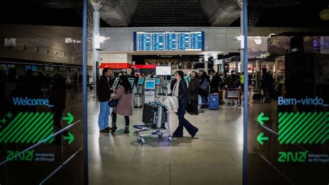 Apanhados No Aeroporto De Lisboa Com Milhares De Doses De Droga E