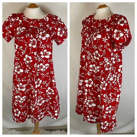 Hilo Hattie Dresses Vintage Hilo Hattie M Short Muumuu Dress Hawaiian Hibiscus Floral Made