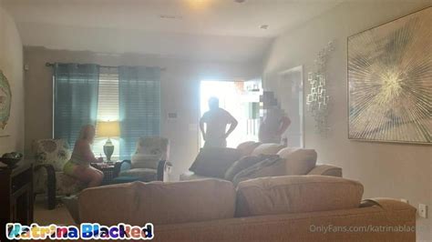 Milf Fucks REAL STRANGER Porn Videos