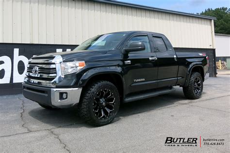 Toyota Tundra With In Fuel Assault Wheels And Toyo Open Country Rt