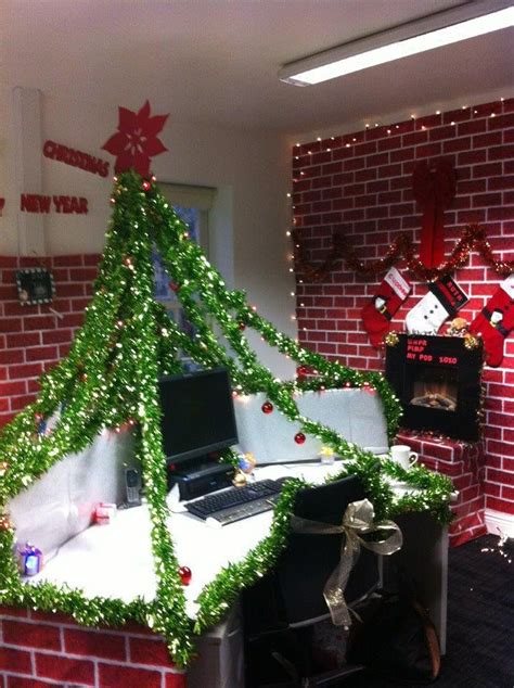 30 Attractive Office Christmas Decoration Ideas Decoration Love