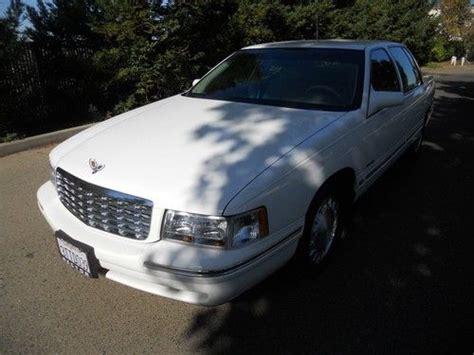 Find Used 1997 Cadillac Deville Base Sedan 4 Door 46l Clean Title In