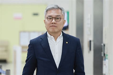 조국 아들 허위 인턴 최강욱 사건 대법원 전원합의체 회부