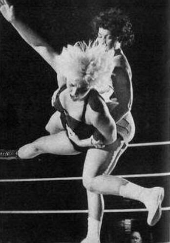 1954 - Penny Banner vs June Byers | Women's wrestling, Pro wrestling ...