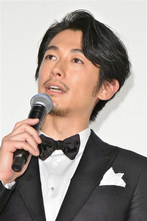 『空飛ぶタイヤ』主演の長瀬智也、初の池井戸潤作品は「挑戦」