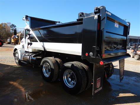 2022 Kenworth T370 Dump Truck