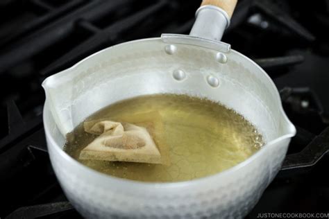 How to Use Dashi Powder • Just One Cookbook