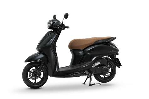 YAMAHA Launches Scooter NEW GRAND FILANO HYBRID CONNECTED Webike