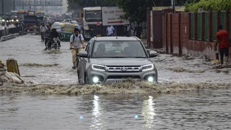 Bengaluru Rains Imd Issues Yellow Alert For Heavy Rain In 11 Karnataka