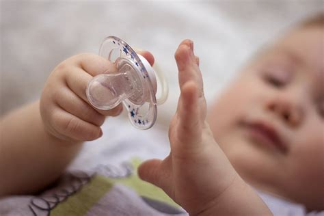 How To Safely Use A Pacifier Avoid Pacifier Teeth Plus When To Stop