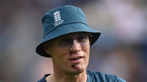 ENG Vs NZ Andrew Flintoff Looks Unrecognizable As He Coaches England S