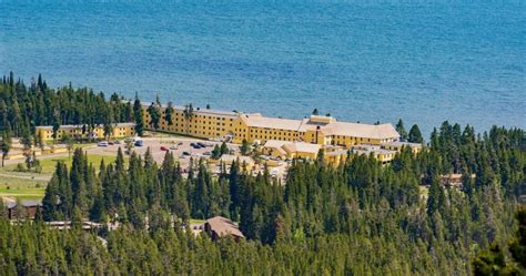 10 Historic Hotels In Wyoming You Should Book