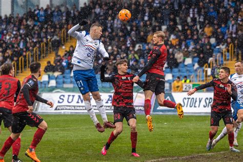 Pko Bp Ekstraklasa Pge Stal Mielec Przegra A U Siebie Z G Rnikiem