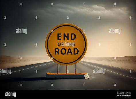 End of the road - street sign concept Stock Photo - Alamy