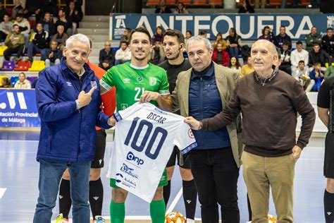 Óscar Muñoz centenario e histórico del BeSoccer CD UMA Antequera