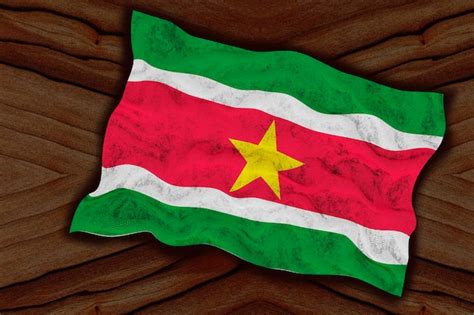 Bandeira Nacional Do Suriname Fundo Bandeira Do Suriname Foto Premium