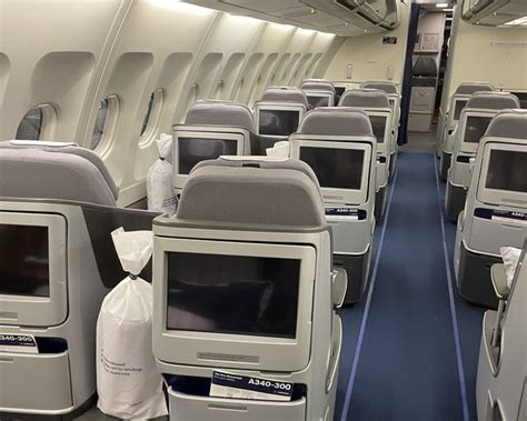 Airbus A340 Inside