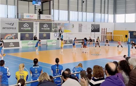 André Villas Boas assiste ao jogo do voleibol feminino do FC Porto em Fiães