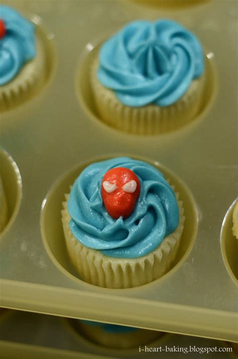 I Heart Baking Spiderman Cupcakes