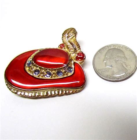 Vintage Red Hat Brooch Pin Red Enamel And Gold Tone With Rhinestones