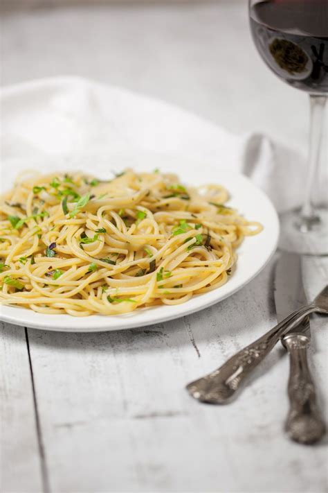 Spaghetti With Chilli And Garlic Ohmydish