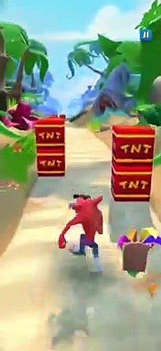 Crash Bandicoot On The Run Inferno Lab Assistant Battle Run Gameplay