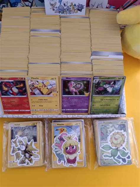 LOT DE 50 cartes Pokémon officielles sans double avec rares brillantes