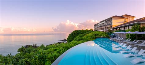 Okinawa, Japan: Best Resorts for an Island Vacation – The Hollywood ...