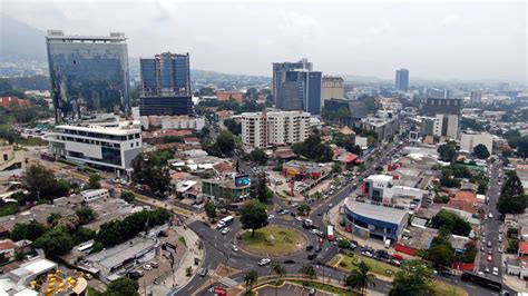 La Pancarta Fmi Elogi Los Logros Econ Micos De El Salvador