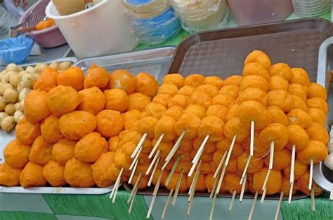 My Very First Blog: Eating Balut And Kwek Kwek In Quiapo | Food, Food ...