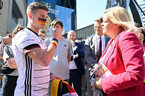 Deutscher Fan Aus K Ln Hat Bei Wm In Katar Rger Mit Der Polizei