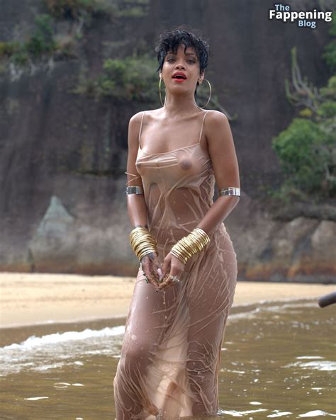 Rihanna Badgalriri Nude Leaks OnlyFans Photo 10989 TheFappening