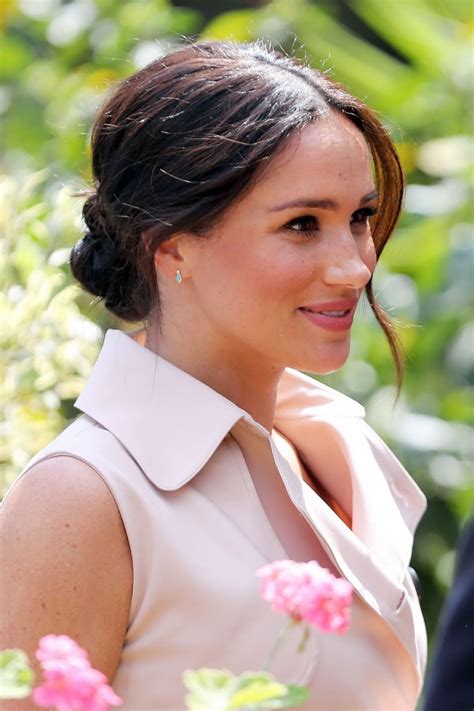 Meghan Markles Hairstylist Reveals The Origins Of Her Messy Bun