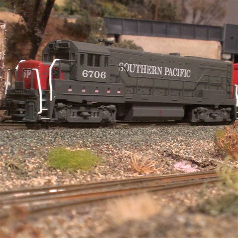 Choosing A Theme For Your Model Railroad – The Model Railroad Benchwork ...