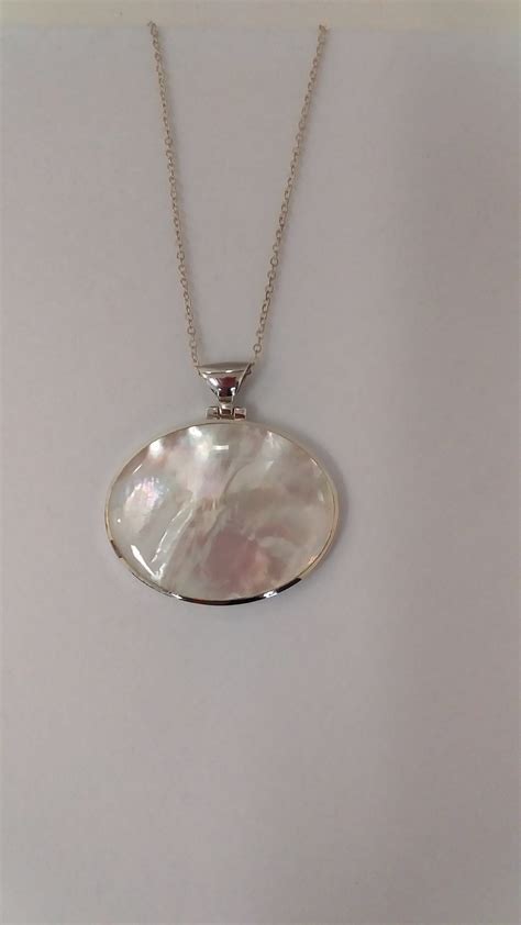 Mother of Pearl Pendant - House of Fulton Jewellery