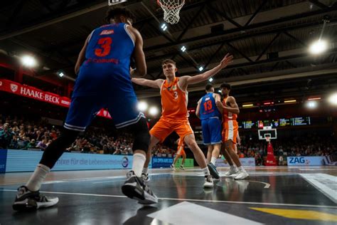 Das Gav Als Mann Klatscht Rasta Ins Viertelfinale Antonianum Vechta