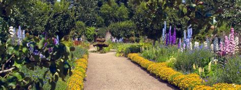 Highgrove Gardens | Surrey Trips