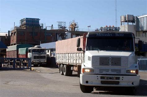 Transportar mercadería en camión es 50 más caro que hace un año