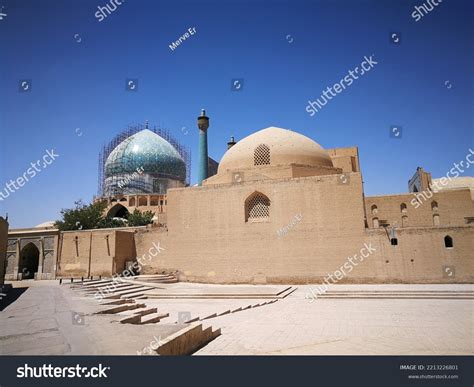 Historical Famous Mosque Street View Isfahan Stock Photo 2213226801 ...