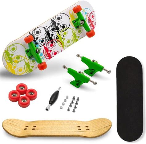 Jeu De Skateboard En Bois Avec Logoheads Vert Rouge Planche De Mm