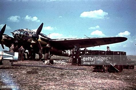 136 Heinkel He 111 Stock Photos High Res Pictures And Images Getty