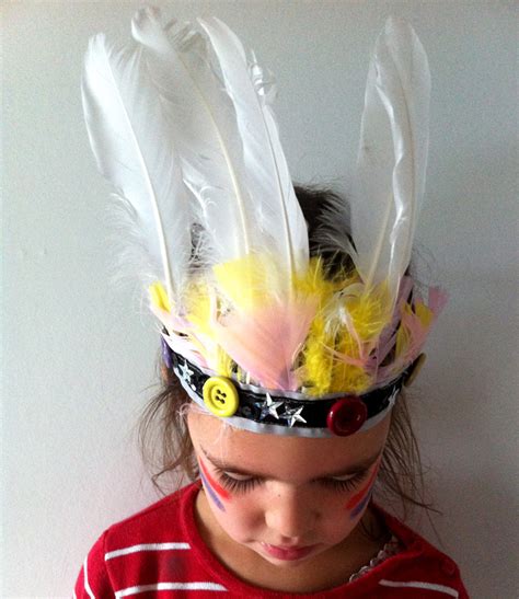 mima + moo: DIY feather headdress