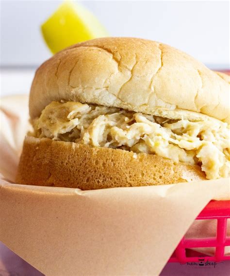 How To Make The Famous Ohio Shredded Chicken Sandwich MomSkoop